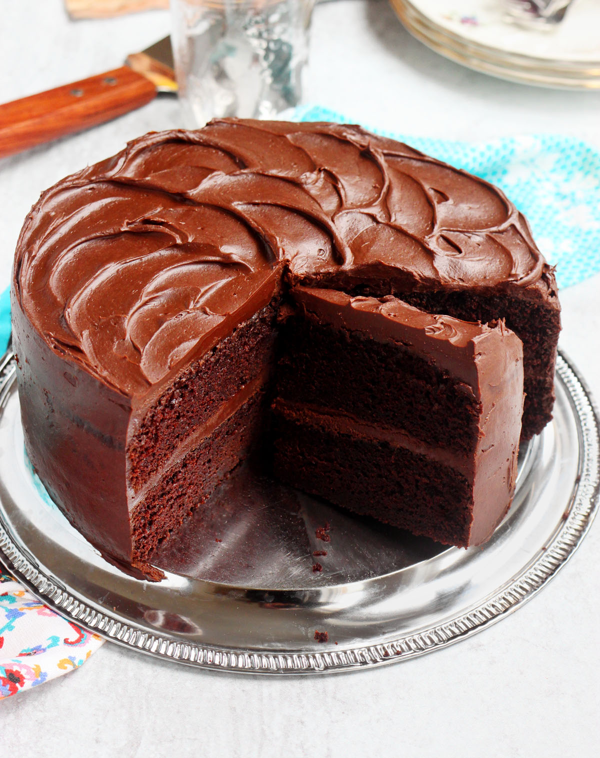 chocolate cake with frosting